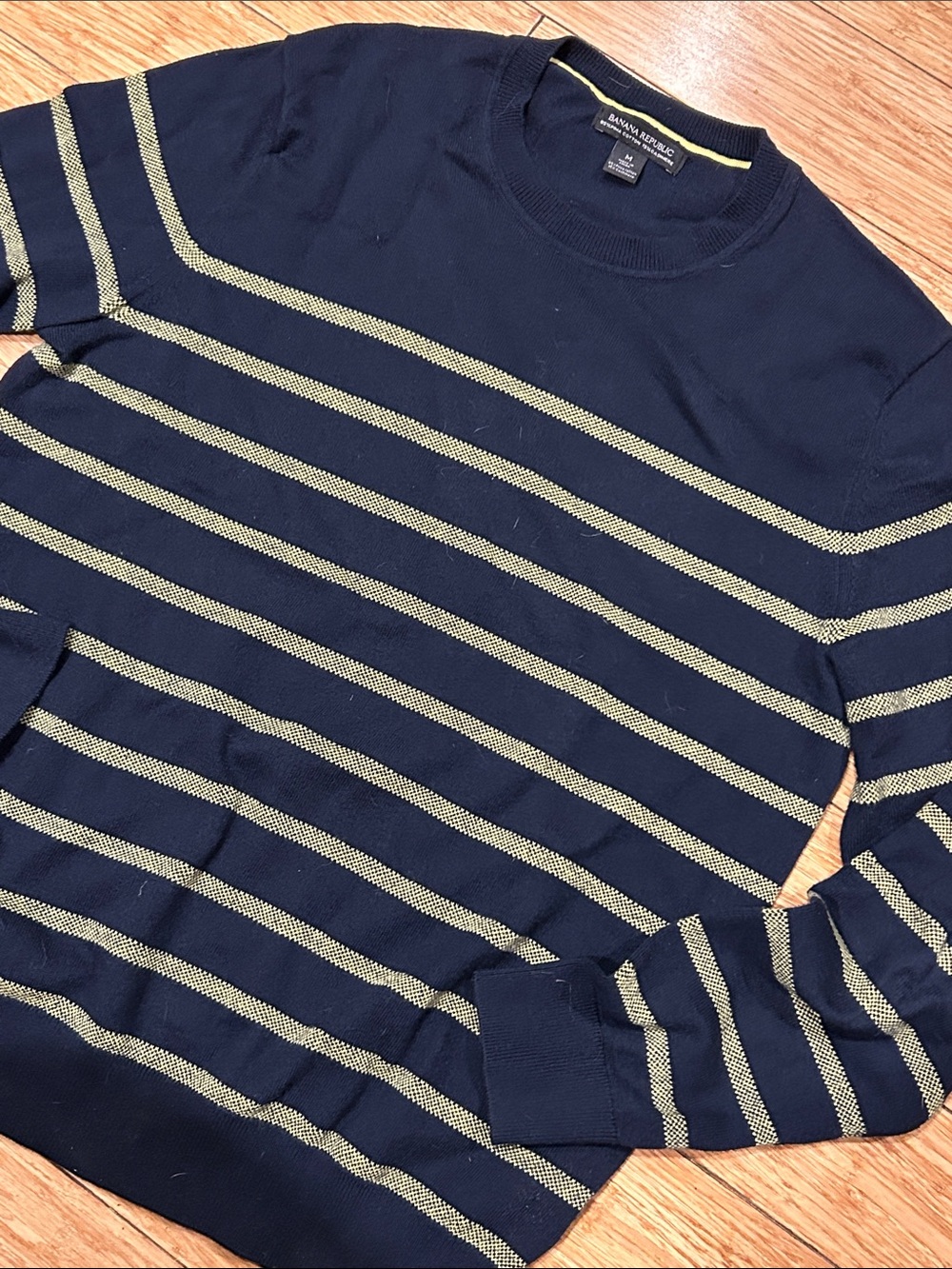 Banana Republic Navy Crewneck Pima, Cotton Cashmere Sweater w/Gold Stripes M